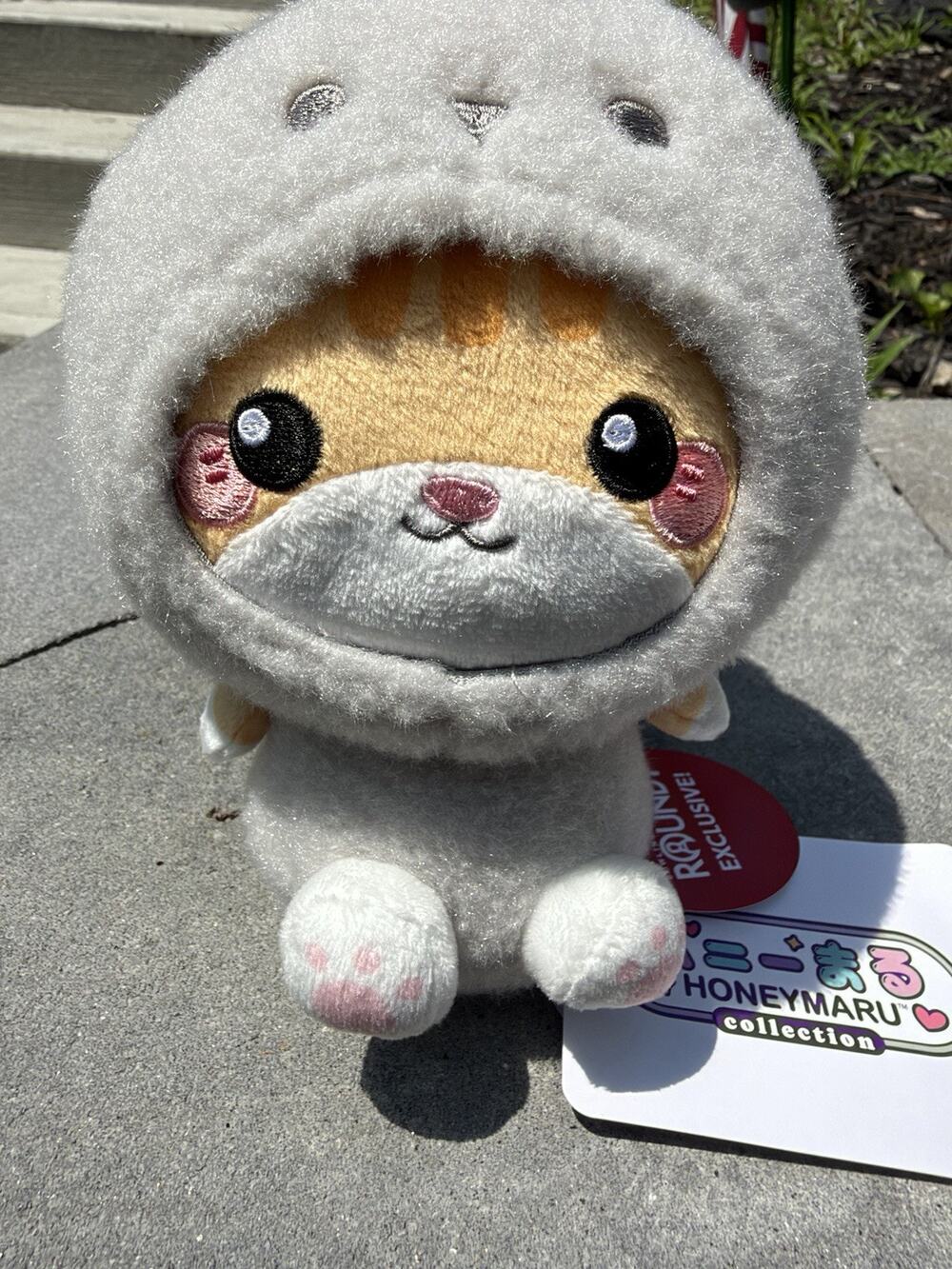 Honeymaru Round 1 Exclusive Cat Stuffed Animal Toy White Tan Pink Anime
